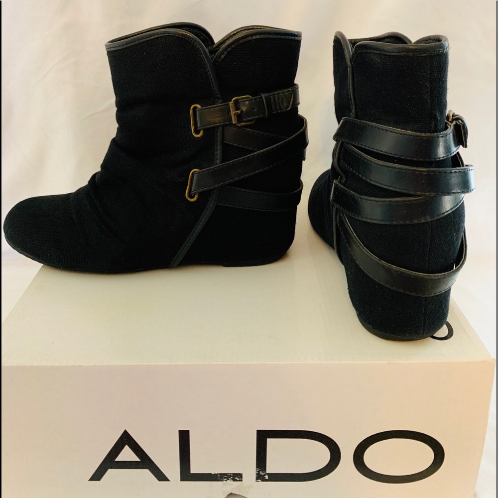 Nennia Canvas wedge boots